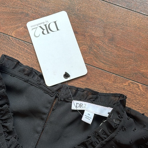 Blouse with Bubble Sleeve - Picture 2 of 7